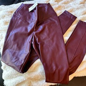 NWT White House Black Market WHBM Runway Leggings